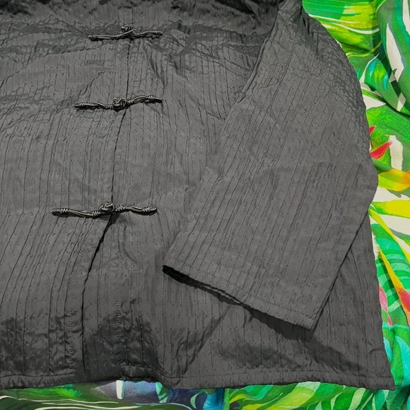 EILEEN Fisher Women's Small Black Silk Toggle Dinner Fall Autumn Goth Jacket - Picture 8 of 14